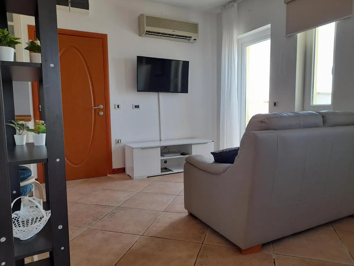 Hotel Manora Nerezine