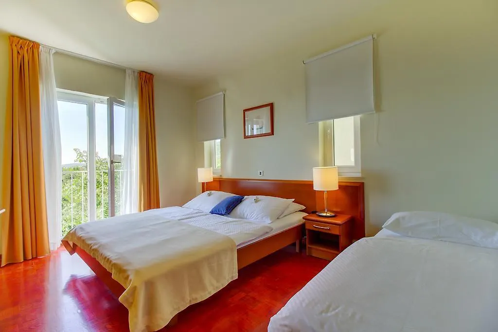 Hotel Manora Nerezine