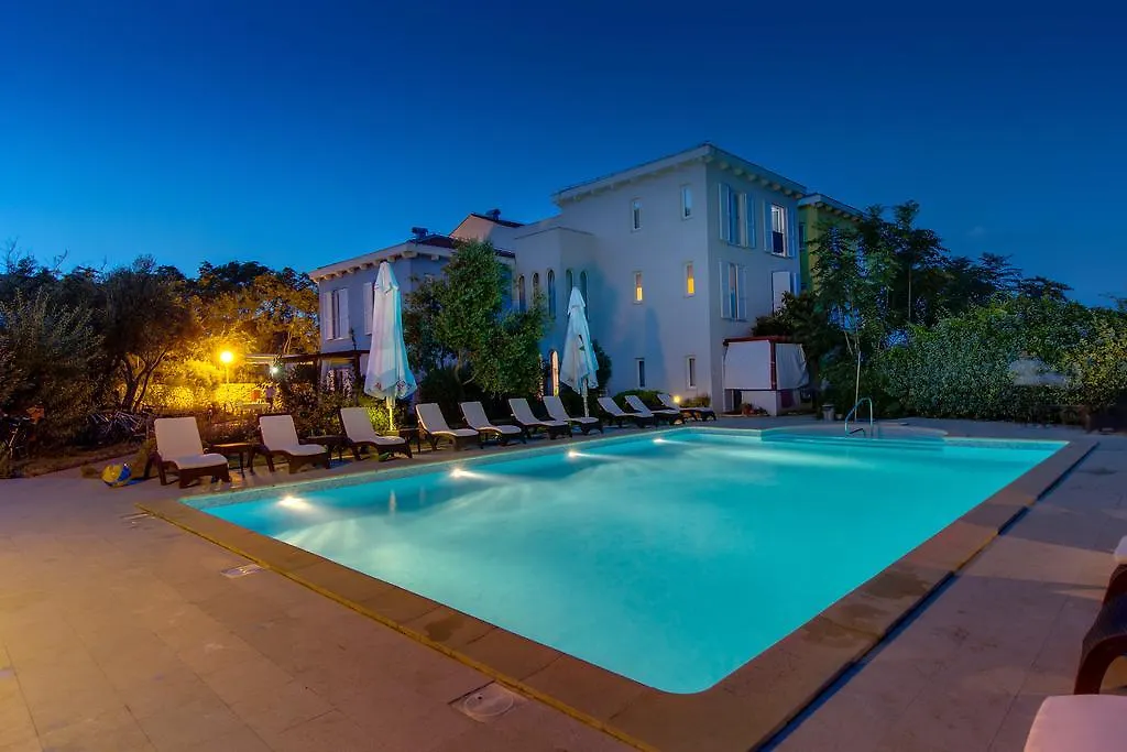 Hotel Manora Nerezine
