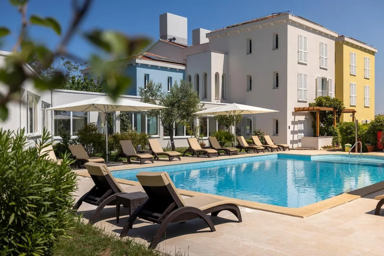Hotel Manora Nerezine 4*,