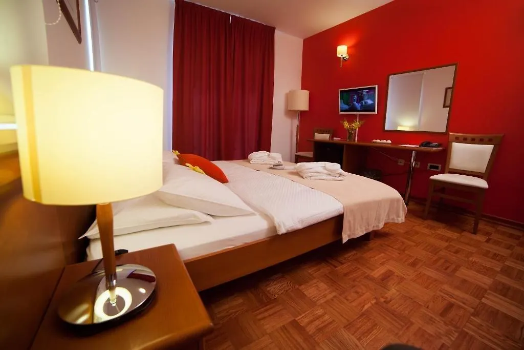 Hotel Manora Nerezine