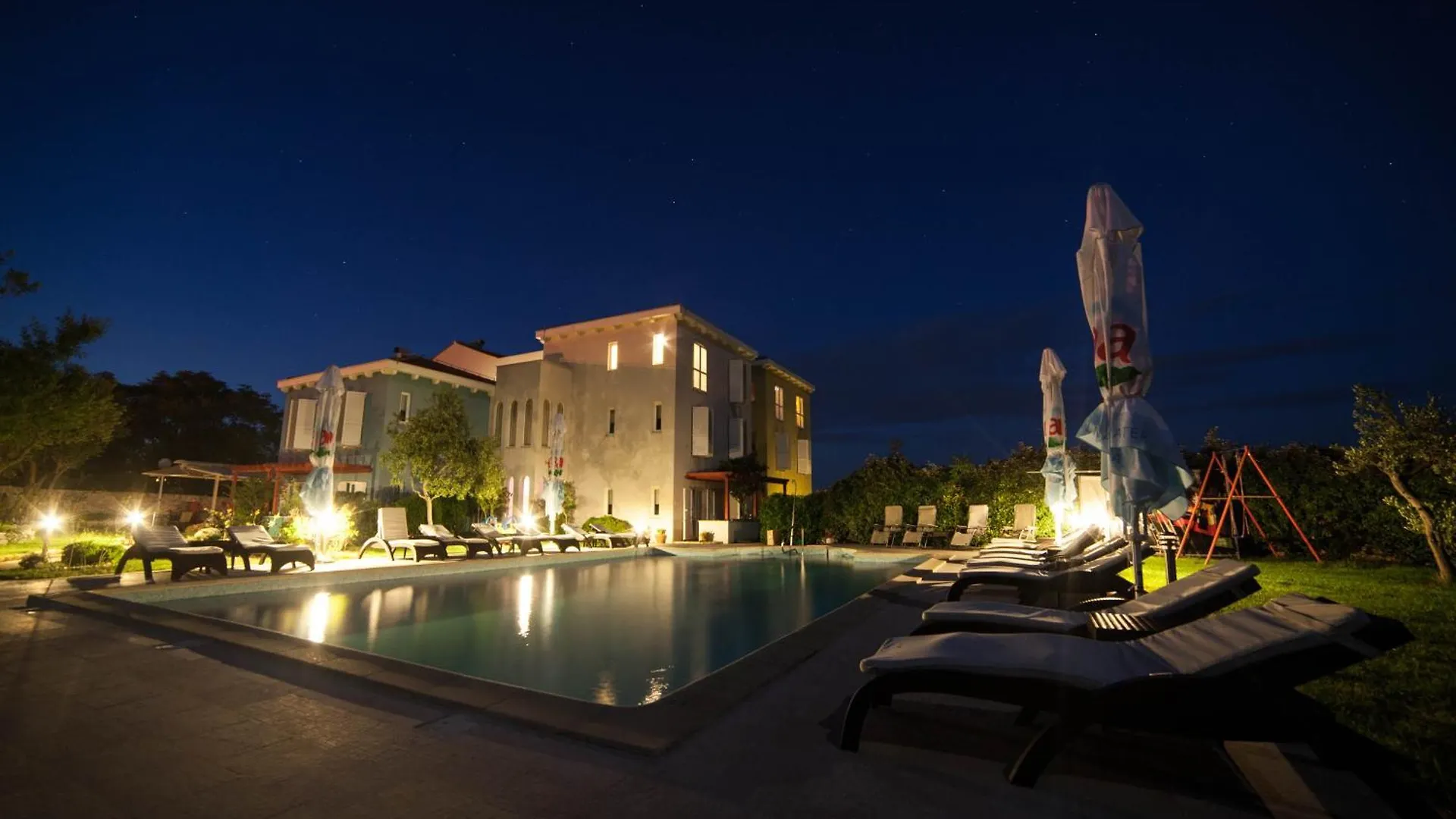 Hotel Manora Nerezine 4*,